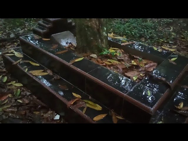 Makam Alm Kakek Ayahnya Jaro Karis Youtube