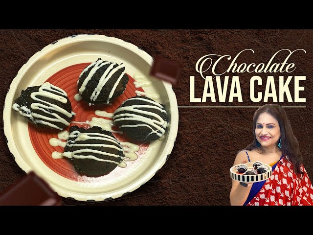 चॉकलेट लावा केक बनाए बिना ओवन के - Homemade Chocolate Lava Cake - Without Oven (In Pan) | Ananya Banerjee