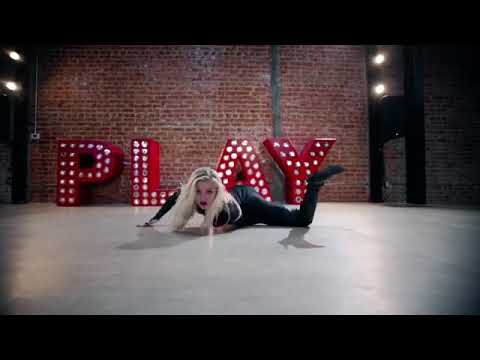 Marissa Heart / Over My Skin (Tiffany Young)
