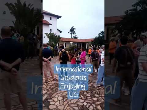 Видео: International Students Enjoying UG