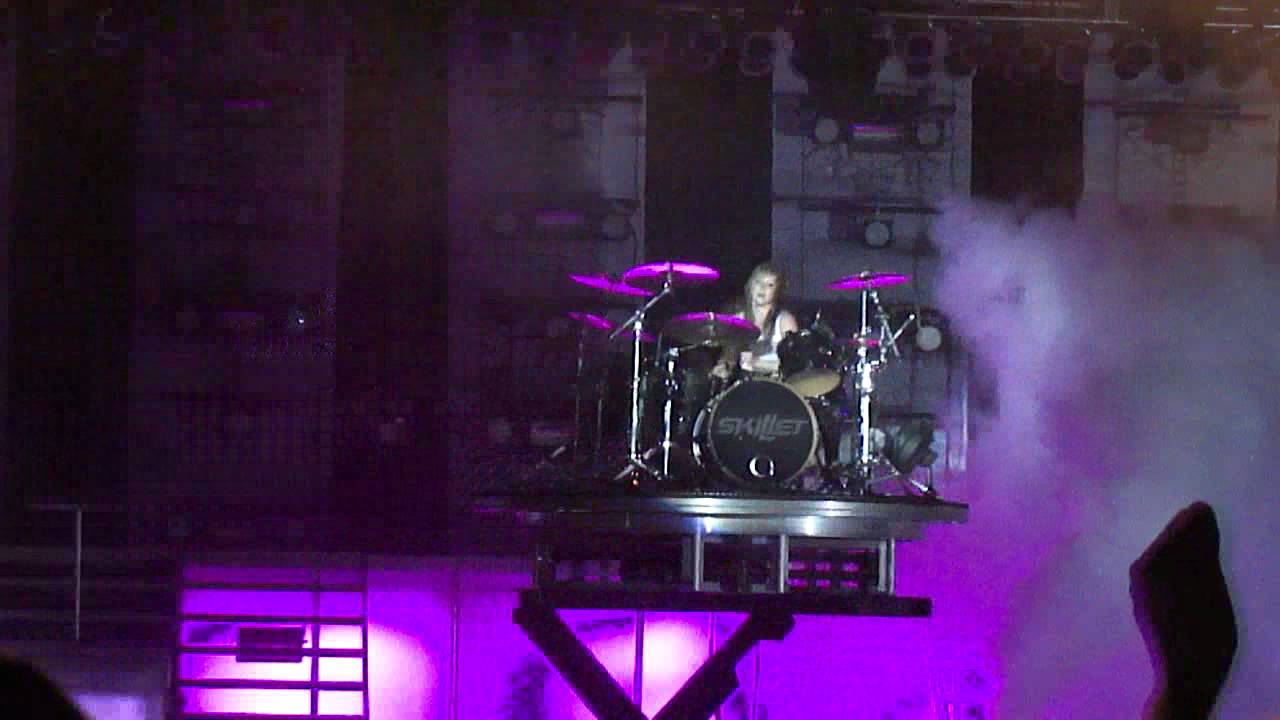Skillet Soulfest Gilford NH Jen Ledger Drum Solo Part 2 8.3.