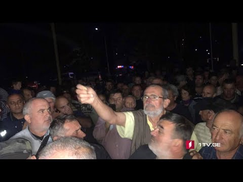 აქცია ამბროლაურში