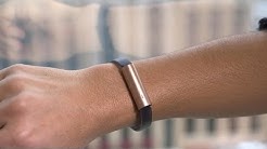 Misfit Ray is fitness jewelry you can wear on wrist or neck