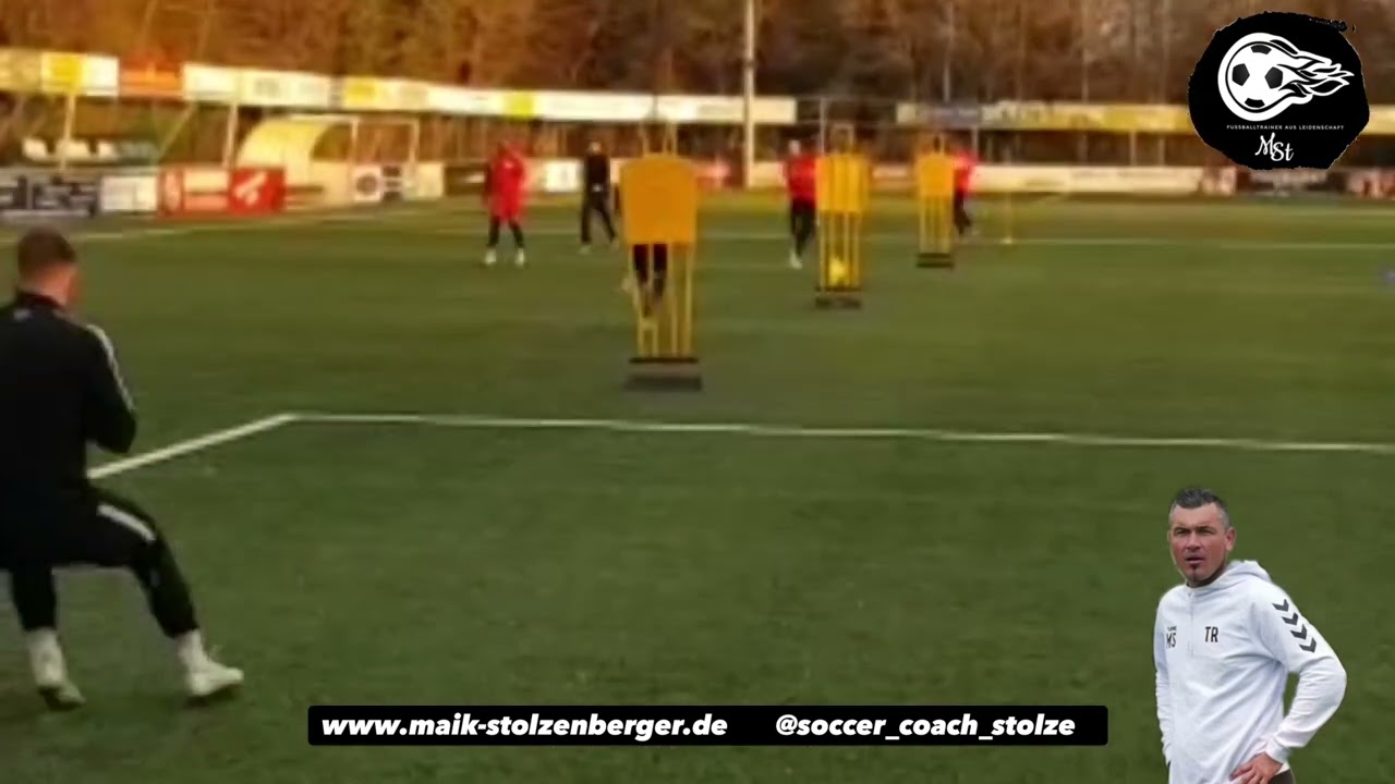 Fussballtraining: Schnelligkeitstraining mit Abstoppen und 360 Grad-Drehung
