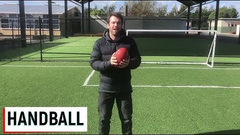 AusKick - How to Handball