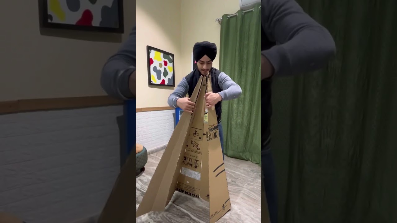 Mene Cardboard se Christmas Tree Bnaya 😱 aur ladai hogyi | DIY @Param_aedy #shorts #shortsfeed