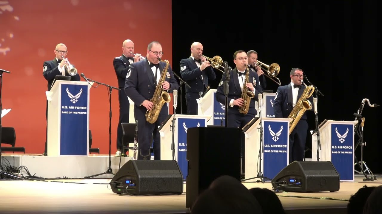 みんなの吹奏楽2　インザムード　小さな世界　演奏　航空自衛隊航空中央音楽隊　等 みんなの吹奏楽2 インザムード 小さな世界 演奏 航空自衛隊航空