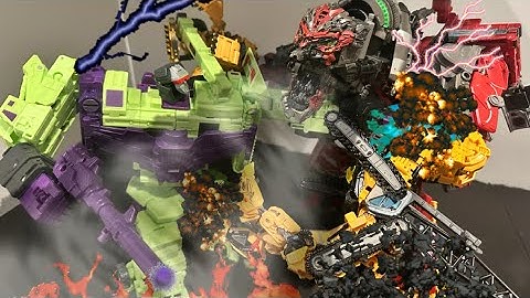 WHO WOULD WIN? G1 Devastator vs BAYVERSE Devastator: TRANSFORMERS DEVASTATION STOP MOTION.