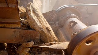 How STONE CRUSHER works ⁉️ How to CRUSH ROCKS ⁉️ Satisfying Rock &Stone Quarry Crushing Operations