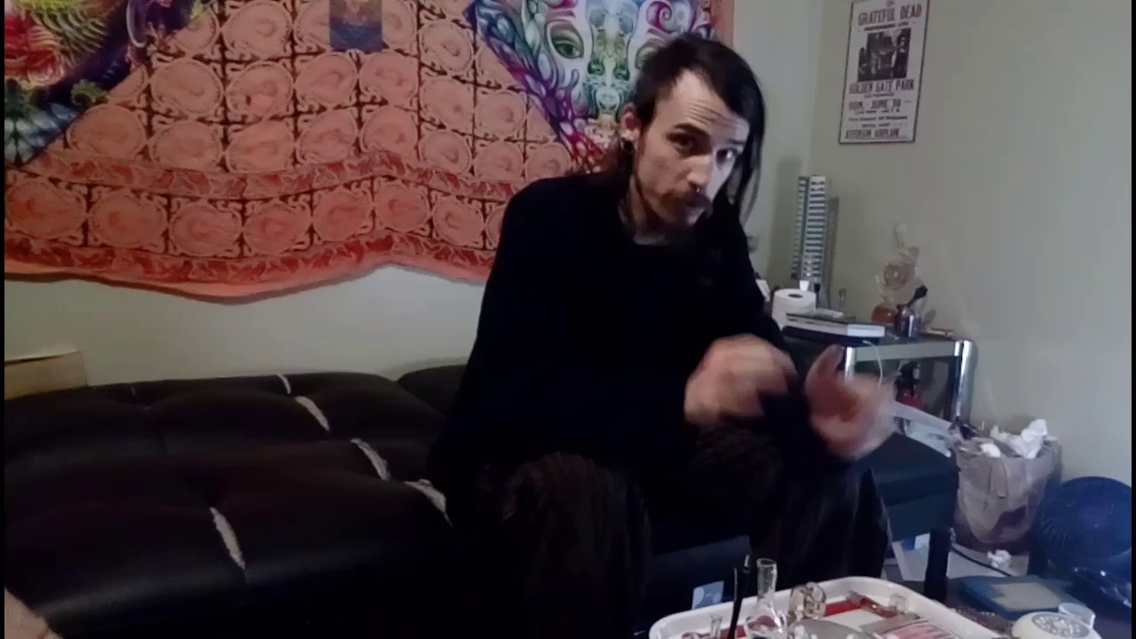 Cannabis Extract Review: Thompson Caribou Concentrates - Strawberry Cough shatter 03/05/2017