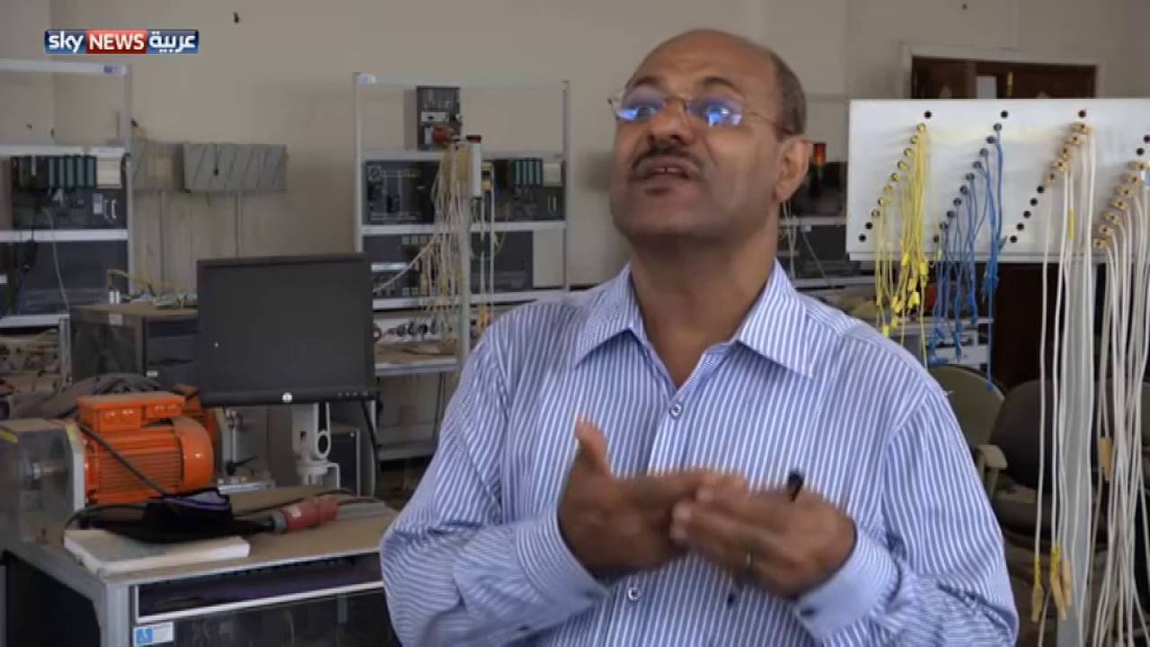 جامعة تعز.. هجرها طلابها واستوطنها الخراب