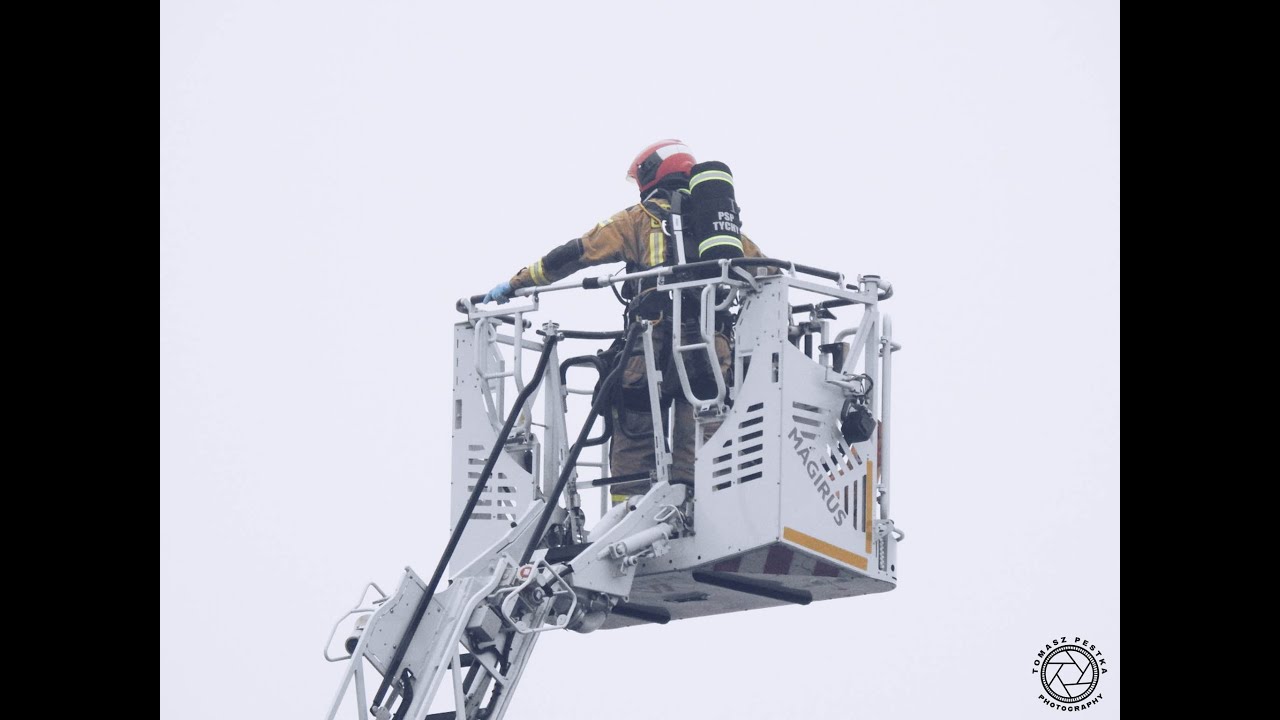 Pożar filtrów na terenie hali w firmie Lear