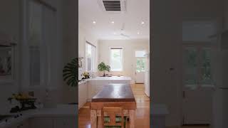 Open2view AU - ID# 983846 - 72 Barkly Street