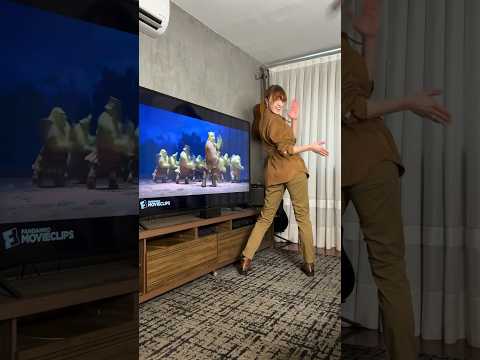 SHREK - Dance Scene