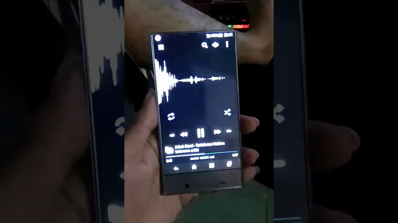 Sharp Aquos 305 Hands On