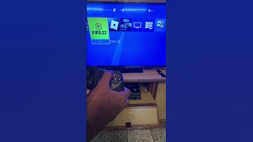 How to insert & eject disc in PS4
