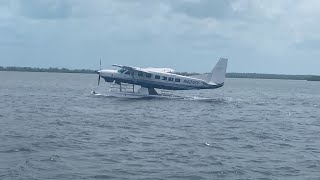 Slow motion seaplane landing