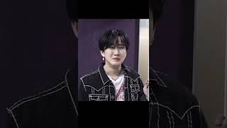 cambiando de tema... #straykids #kpopskz #kpopforever  #kpop #skz #stay #staaa #kpop #kpopedit