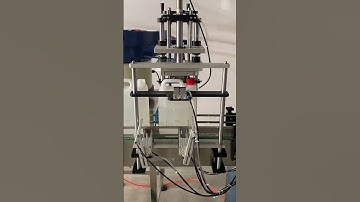 ZONESUN ZS-XG440H Automatic Jerry Can F-style Gallon Bottle Cap Screw Capping Machine