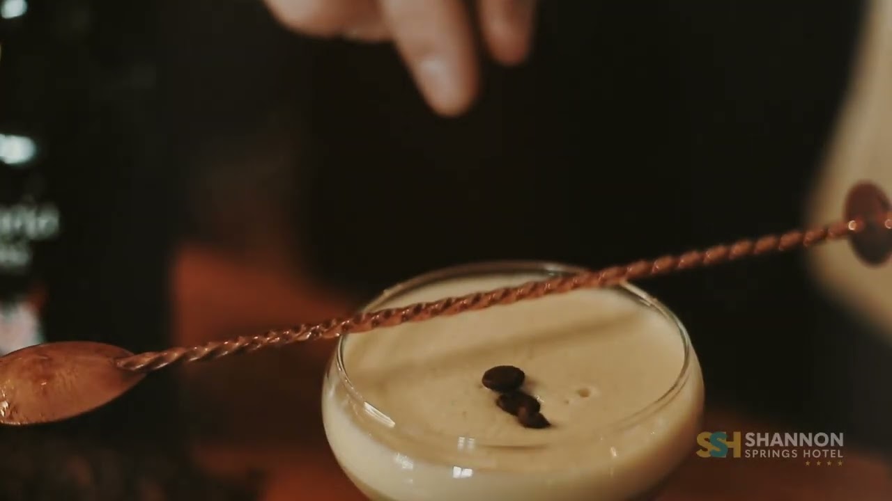 Cocktails at Shannon Springs Hotel