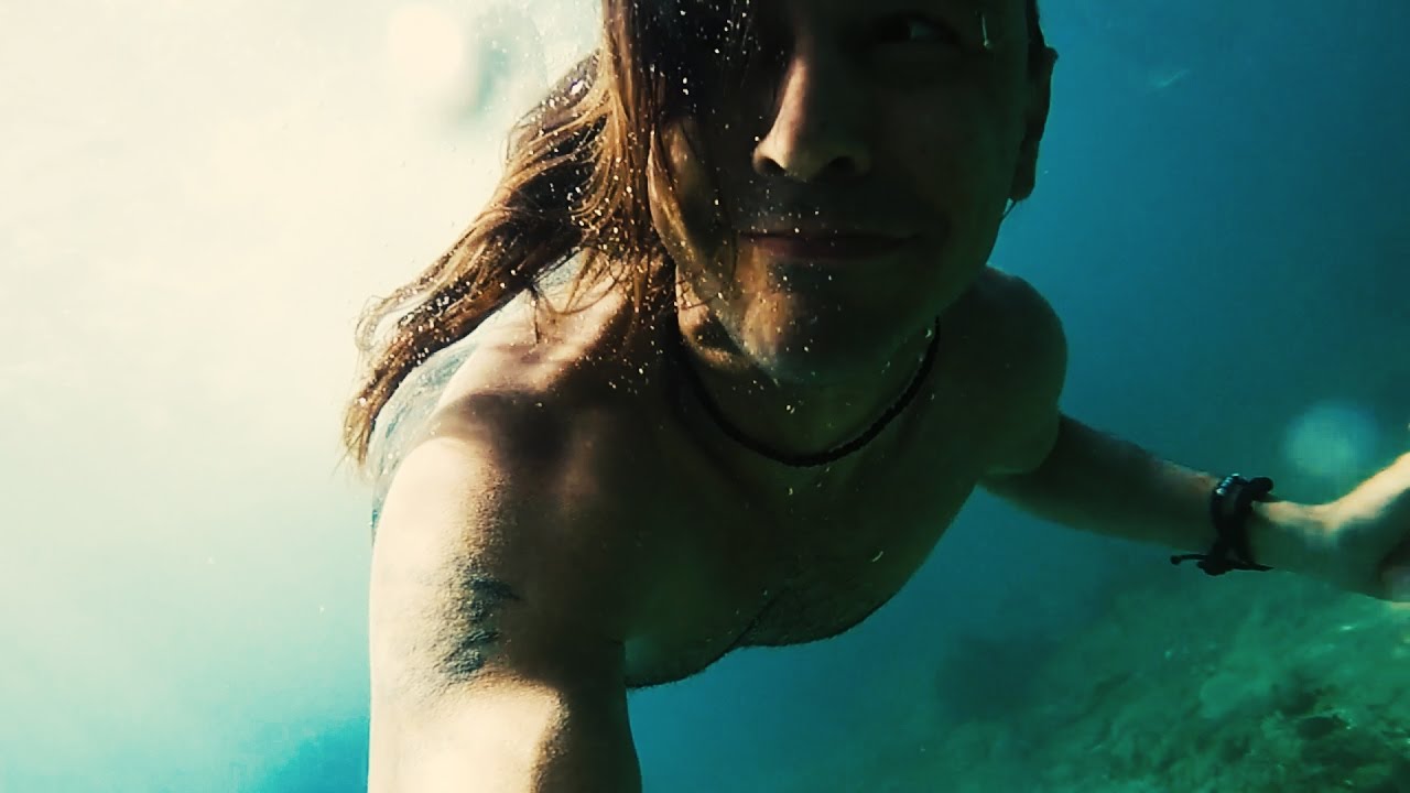 Evans goes to Bali - YouTube