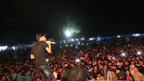 BERGEK live Lagu Dikit-dikit2