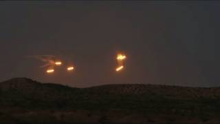 Жители Аризоны и Калифорнии наблюдают за странными огнями в небе