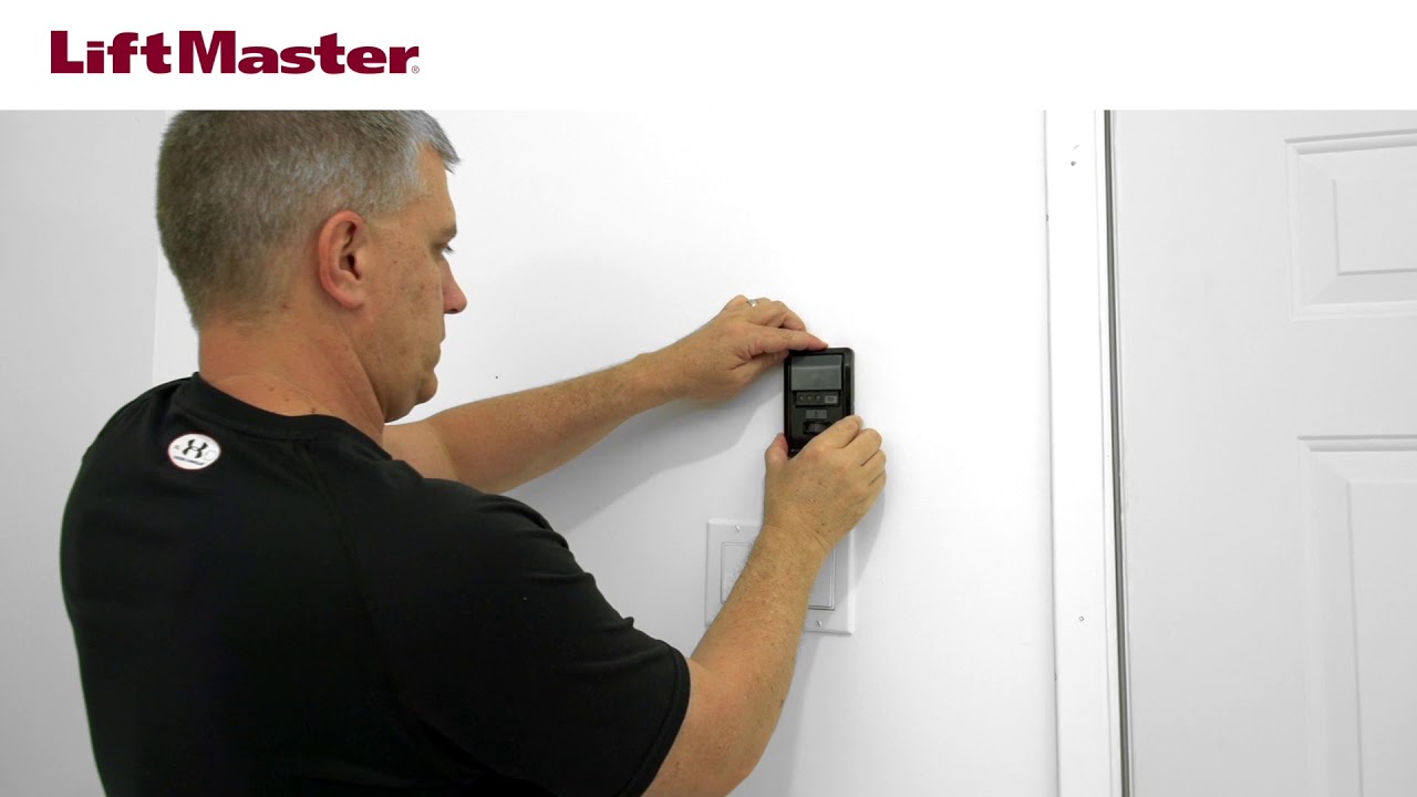 LiftMaster 823LM Remote Control Light Switch (MyQ)