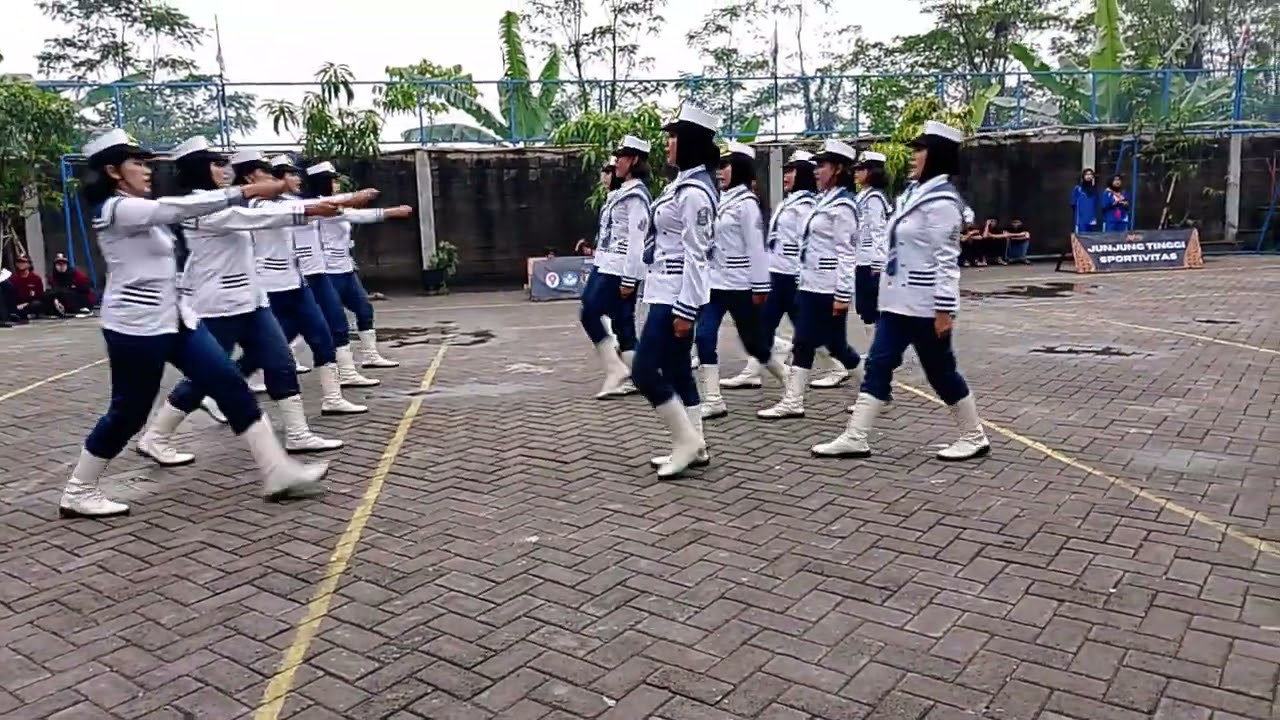 Penampilan Varfor Paskibra SMAN 1 Bangsal di Lkbb Arjuna