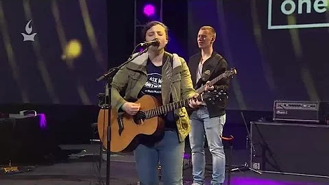 Juliana Thompson // Only One Way // Onething 2016,...