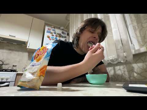 Видео: кушаю пельмени под DUBSTEP