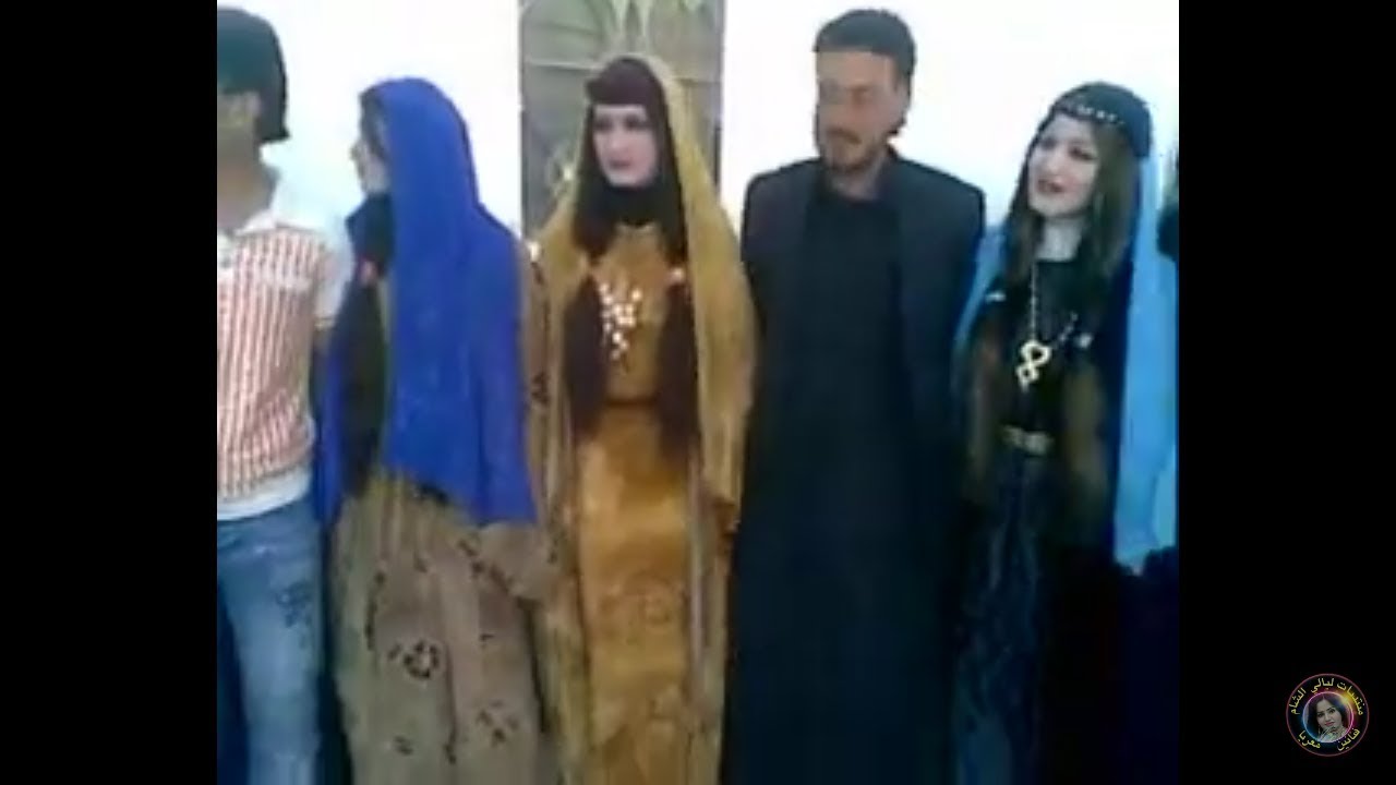 دبكة من تراث الفرات شفت المزيونة تزجر على التنور صوت 2000