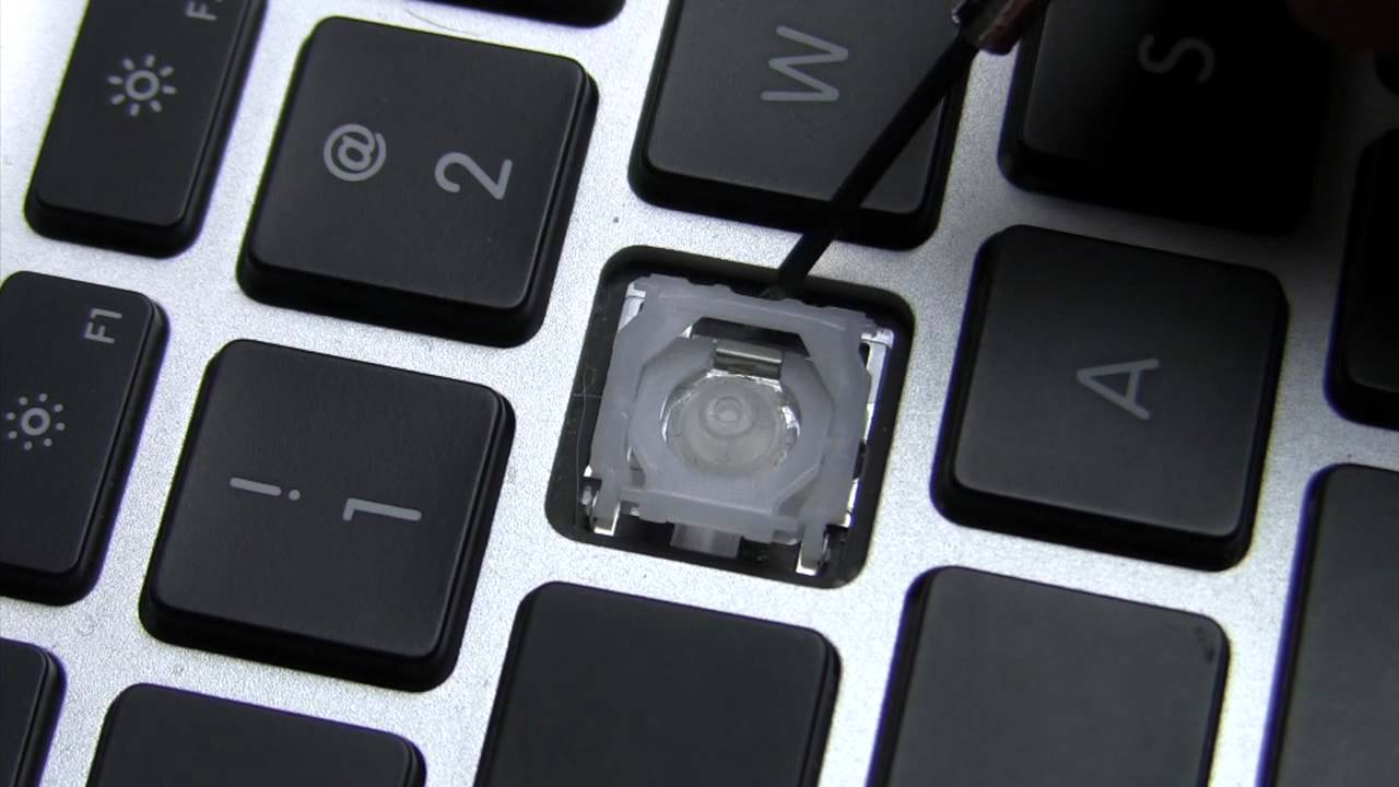 macbook air clean space key