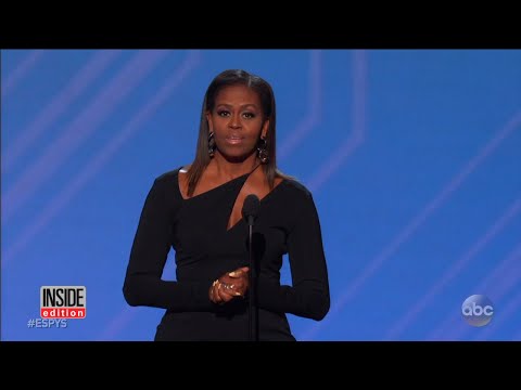 Vidéo: Michelle Obama Robe Espn Awards