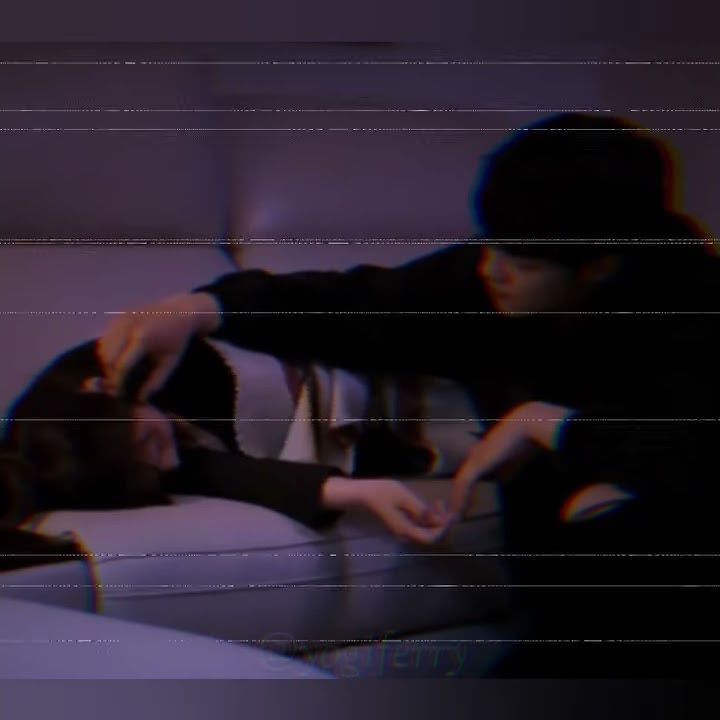 Tetap disini - tri suaka (cover story wa)