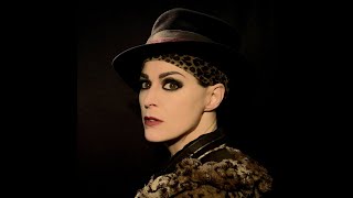 EMBERHONEY - Ethereal Theremin (Welcome to The Embersphere)
