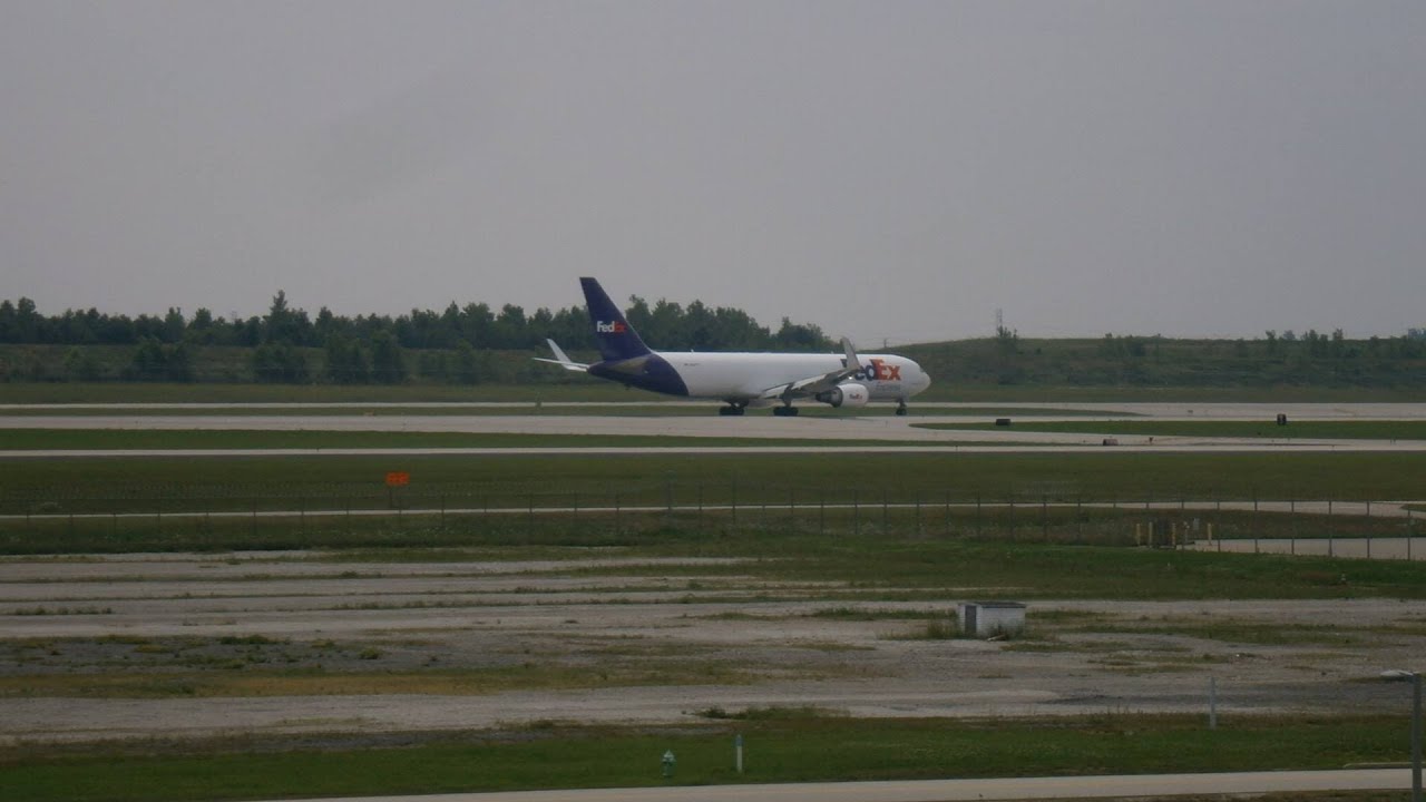 Indianapolis International Airport Spotting July 11, 2015 ...