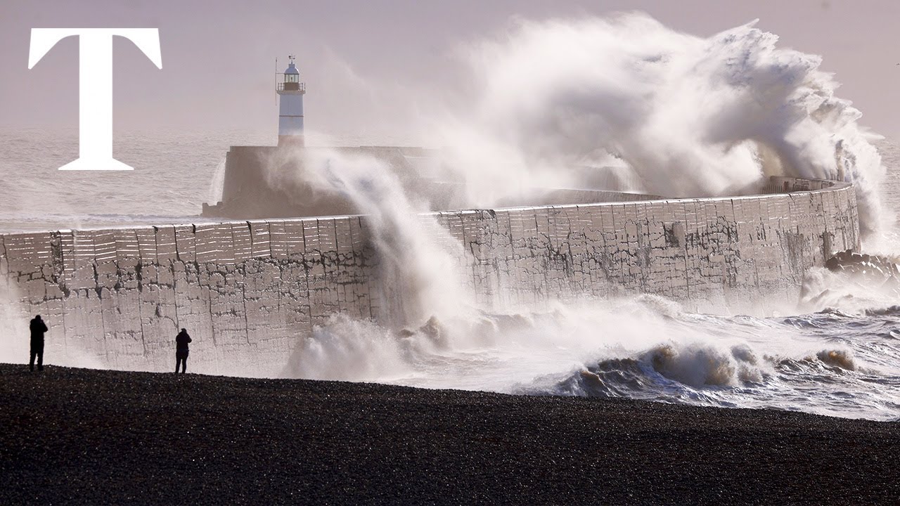 LIVE: Storm Jocelyn hits the Shetland Islands - YouTube