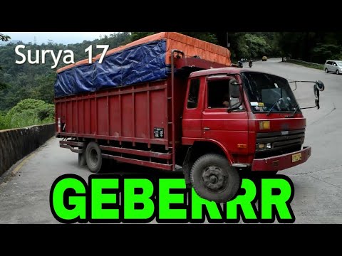 kompilasi-truck-knalpot-geber-di-sitinjau-lauik