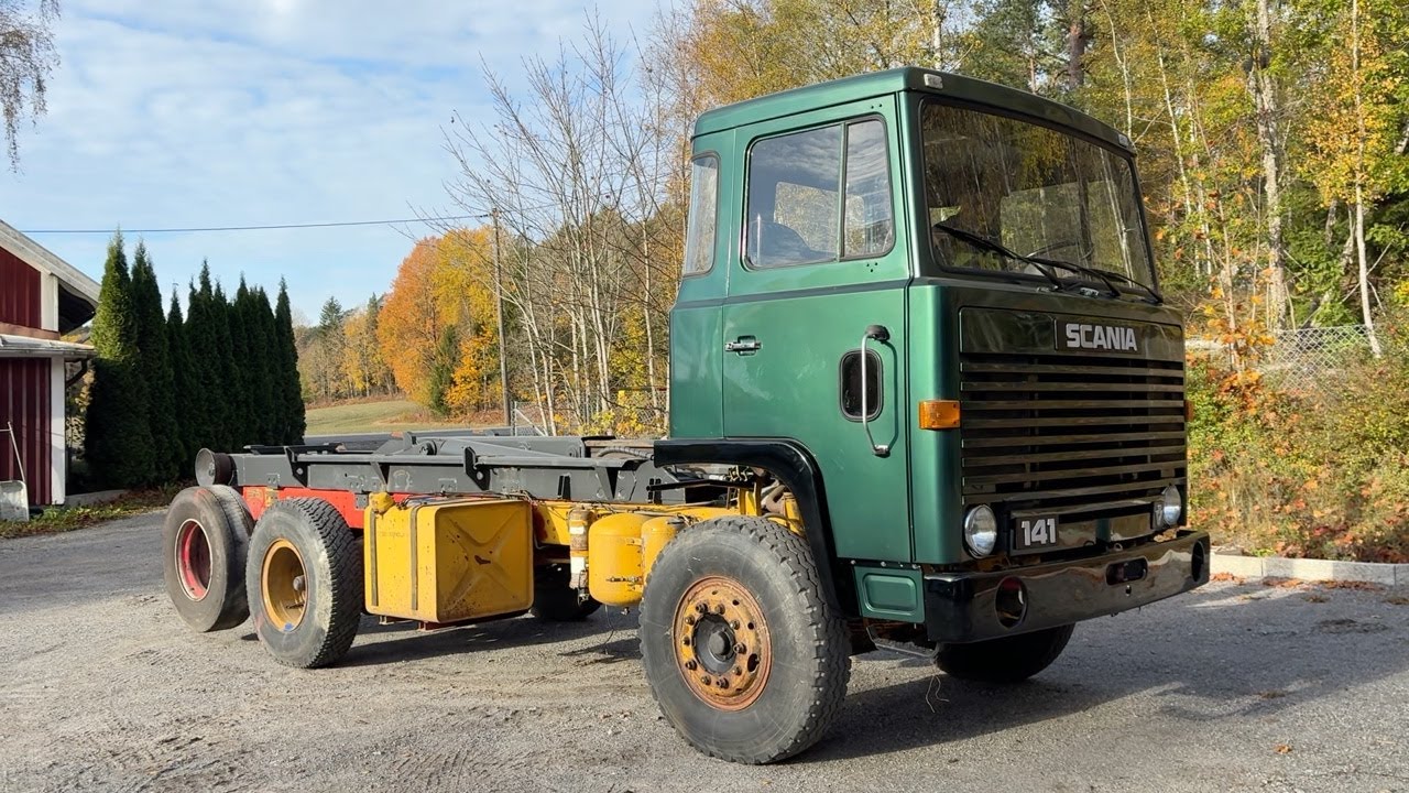 Köp Veteranlastbil Scania 141 V8  på Klaravik