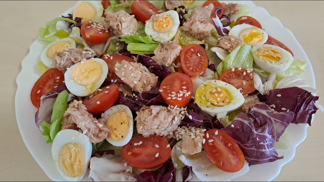 ВКУСНО, ПОЛЕЗНО, ЛЕГКО!👍 САЛАТ с консервированным тунцом!