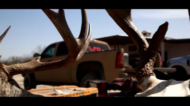Pinchin' with the Muzzy Broadheads prototype!