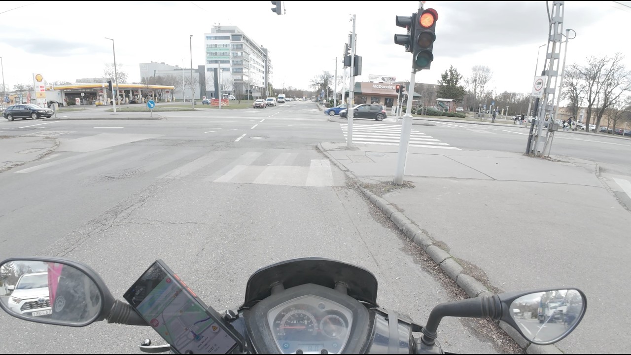 Kátyúk, dugók, gyorsételek (Courier Life): Part 2