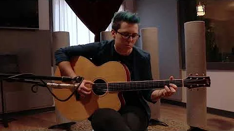 Macyn Taylor playing Green Green Rocky Road (trad....