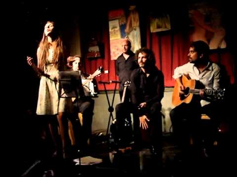 Bésame Con Ganas Video