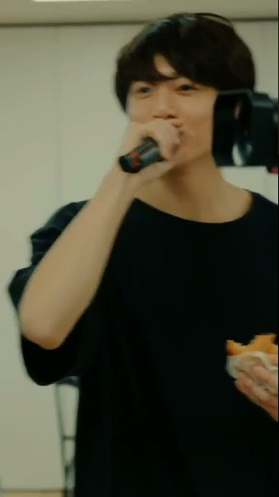 rapper Jungkook rapping Ddaeng effortlessly!