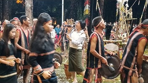 Giao lưu cồng chiêng cuối tuần hát dân ca vô cùng sôi động/ Văn Hóa Dân Gian