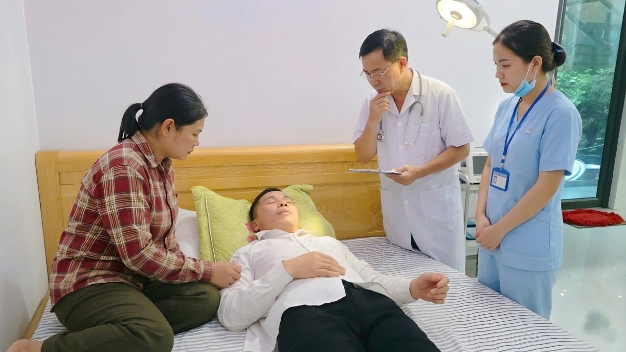 CEO Hoàng Falls Ill, Making the Single Mother Realize She Has Fallen in Love with Him