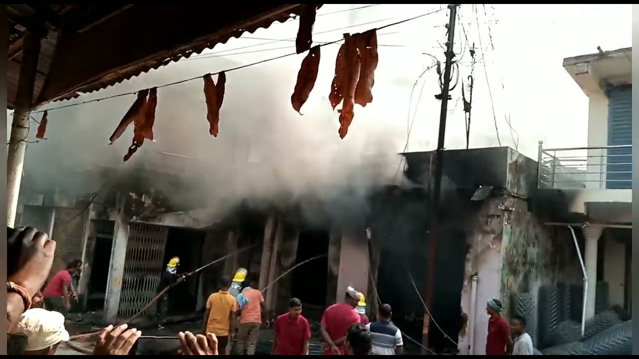 Fire At Kunkuri Bazar Road || कुनकुरी बाजार डांड में लगी भीषण आग || 