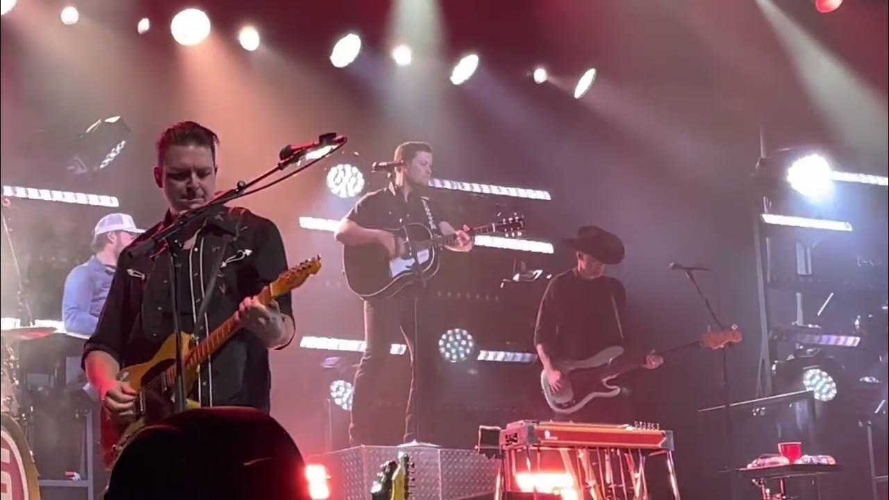 Scotty mccreery in between live carteret performing arts center